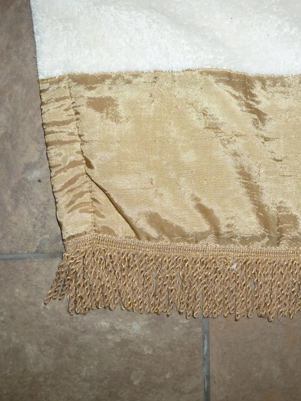 2 Croscill Home Creme Sateen Fabric EMBELLISHED Gold Fringe BATH TOWELS